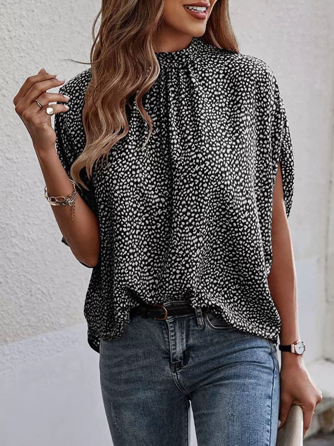 Bluse mit Stehkragen und halblangen Ärmeln und Print