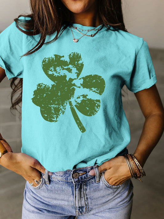 T-Shirt mit Rundhalsausschnitt und kurzen Ärmeln in voller Größe „Lucky Clover“