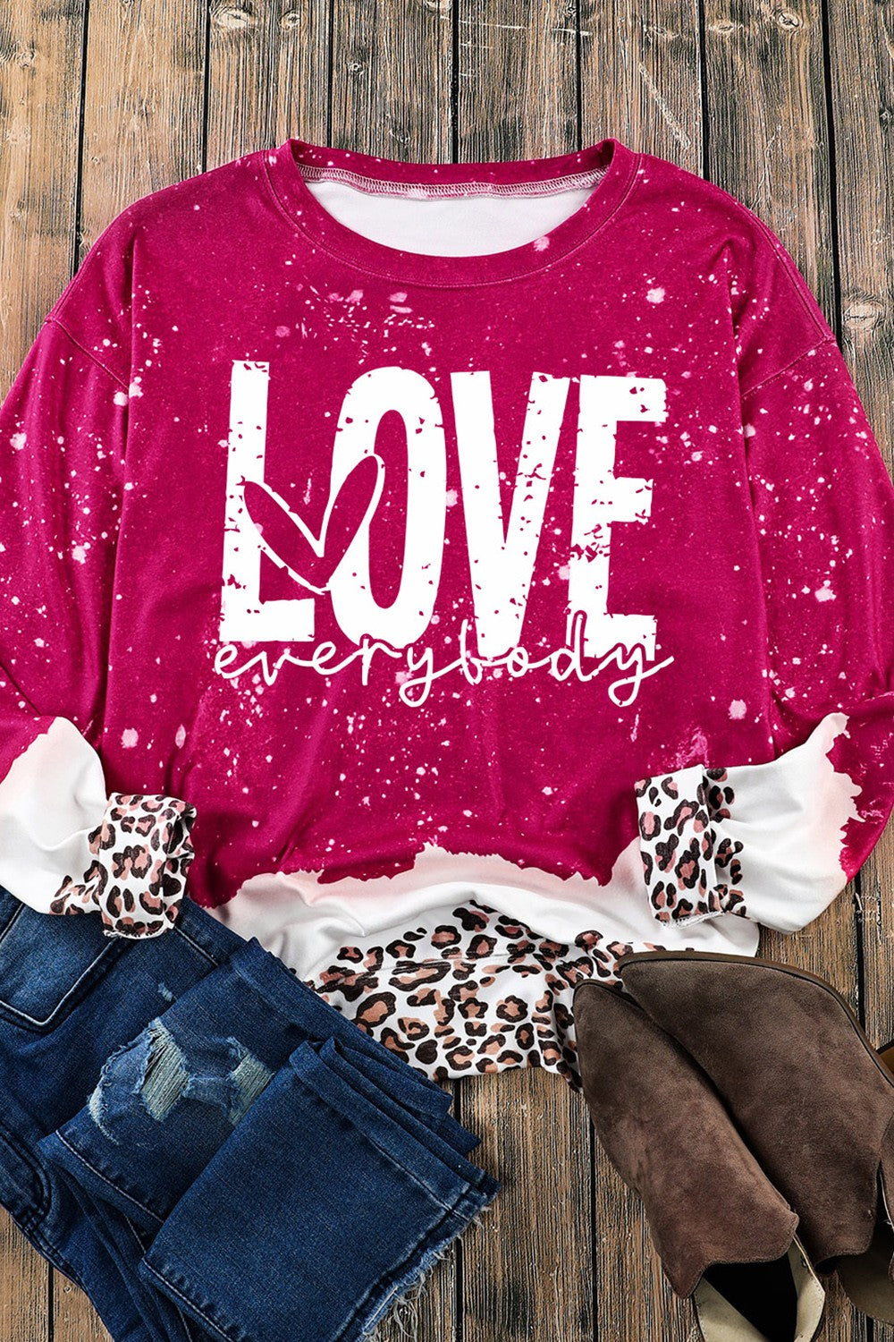 LOVE EVERYBODY Leopard Round Neck Sweatshirt