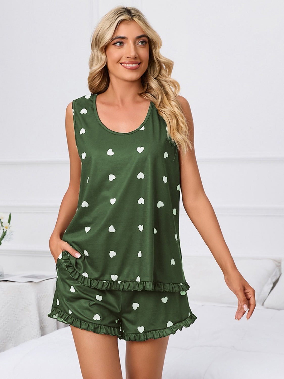 Lounge-Set aus Tanktop und Shorts mit U-Ausschnitt und Herzmuster