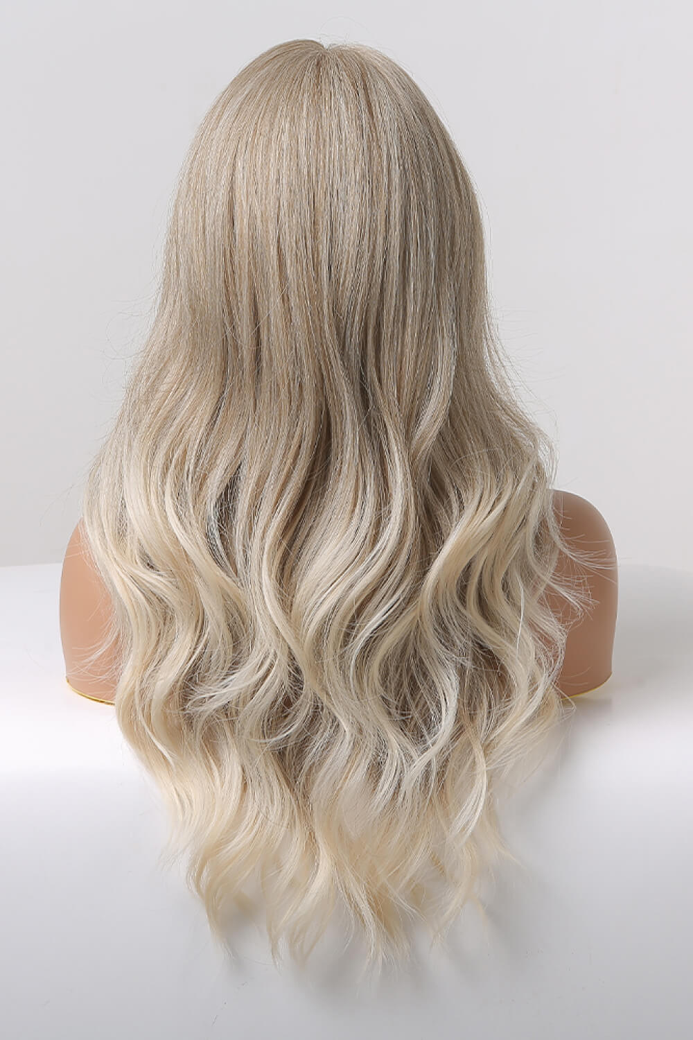 13 x 2 Zoll große Lace-Front-Perücke, synthetische Langwelle, 24 Zoll, 150 % Dichte, mittelblonde Highlights