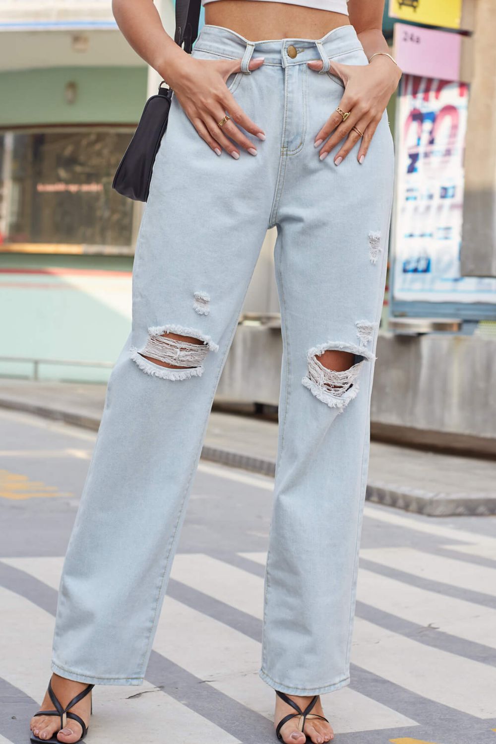 Baeful – Distressed-Jeans mit geradem Bein und Taschen