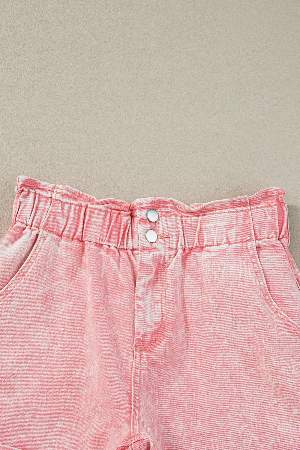 Jeansshorts mit Paperbag-Taille