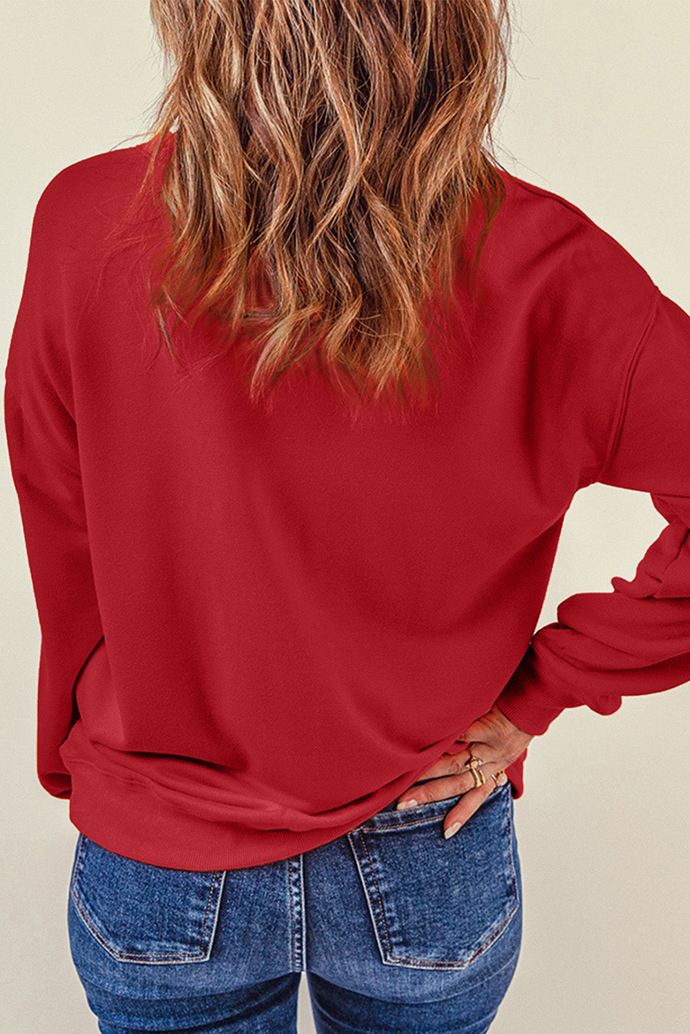 BE MERRY AND BRIGHT Round Neck Sweatshirt