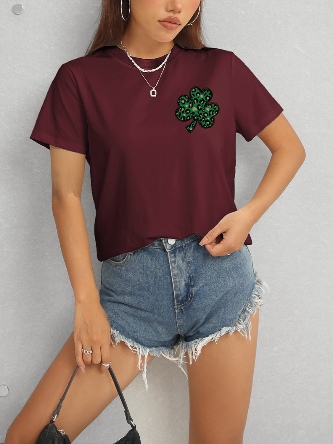 T-Shirt mit Rundhalsausschnitt und kurzen Ärmeln „Lucky Clover“