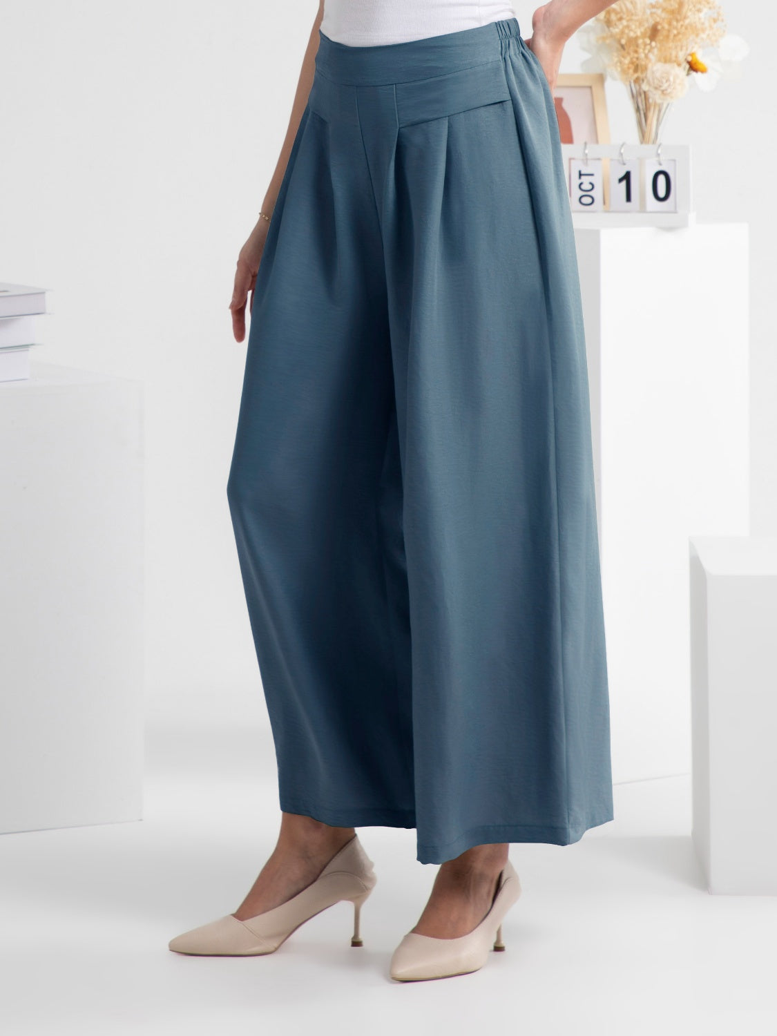 Wide Leg Elastic Waist Pants