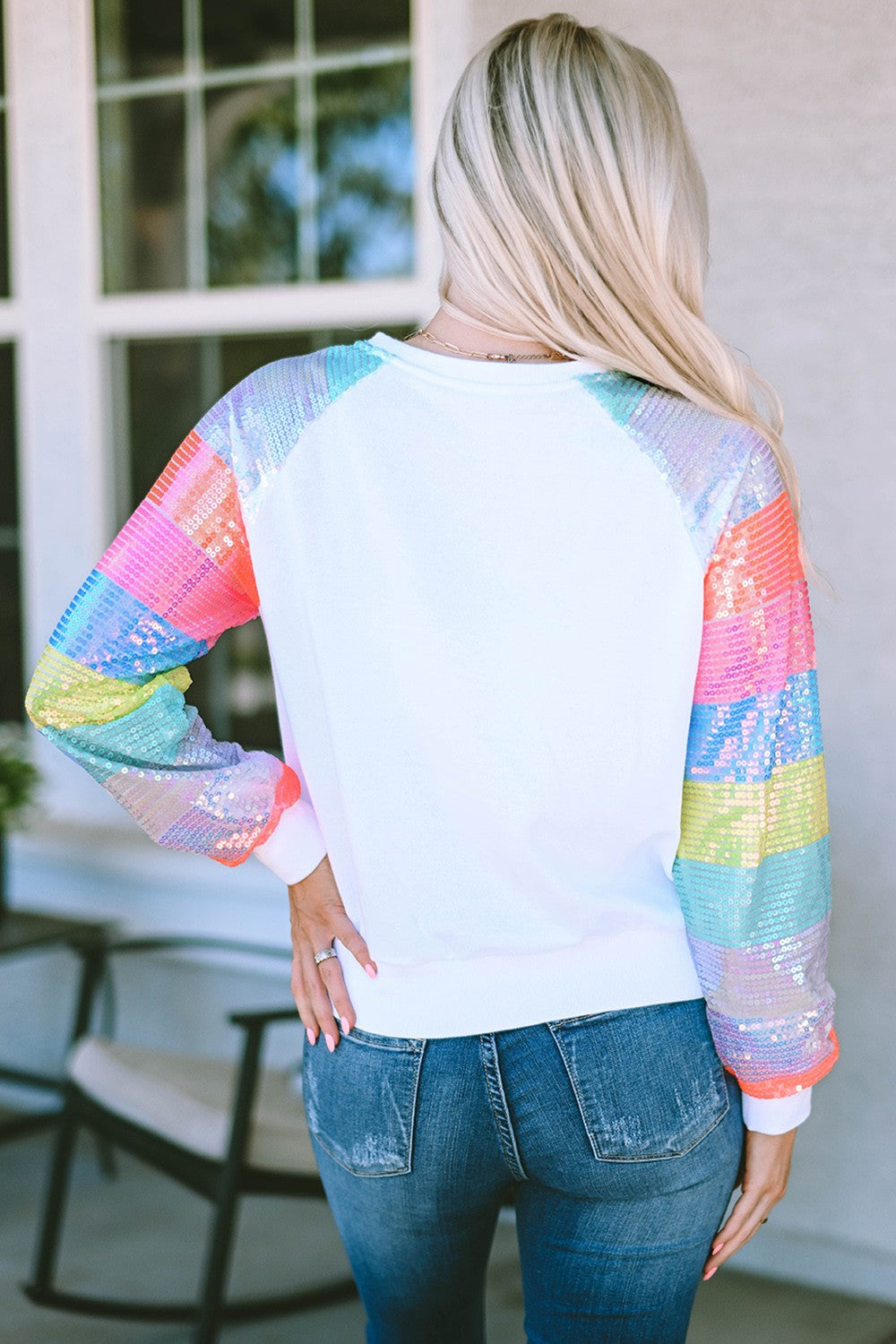 Heart Graphic Sequin Long Sleeve Sweatshirt