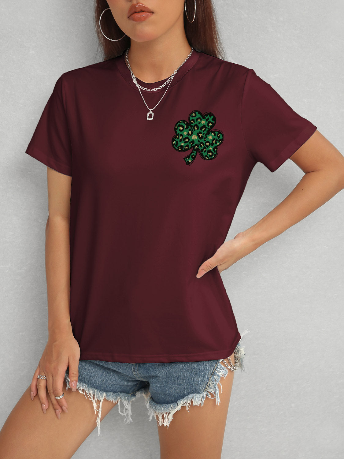 T-Shirt mit Rundhalsausschnitt und kurzen Ärmeln „Lucky Clover“