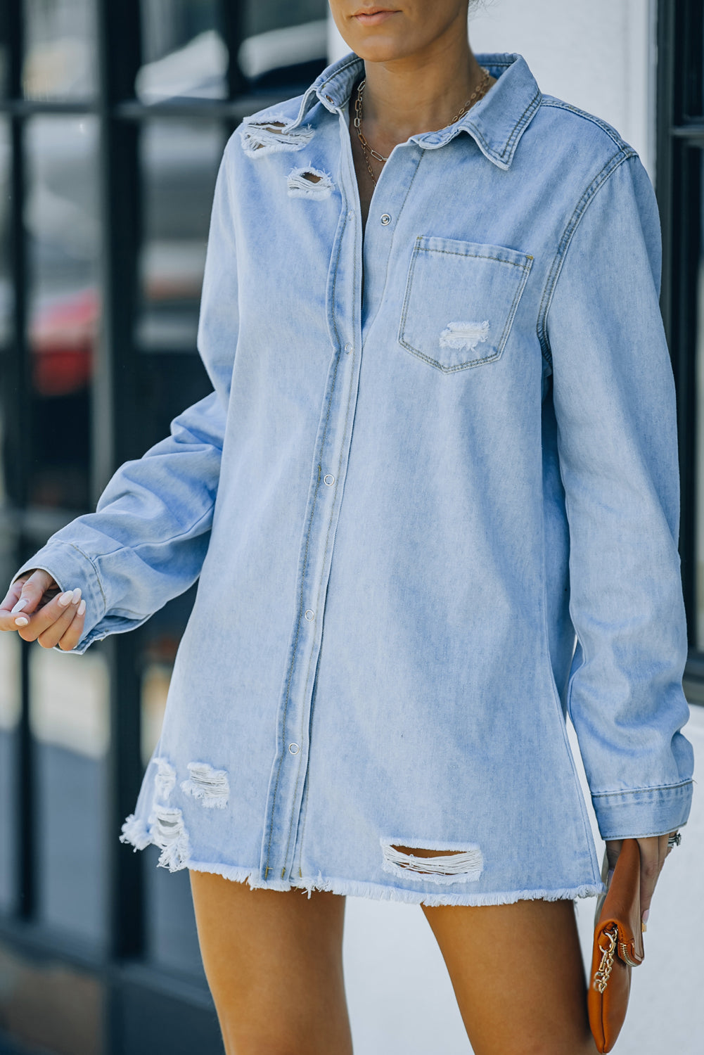 Distressed-Jeansjacke mit Druckknöpfen