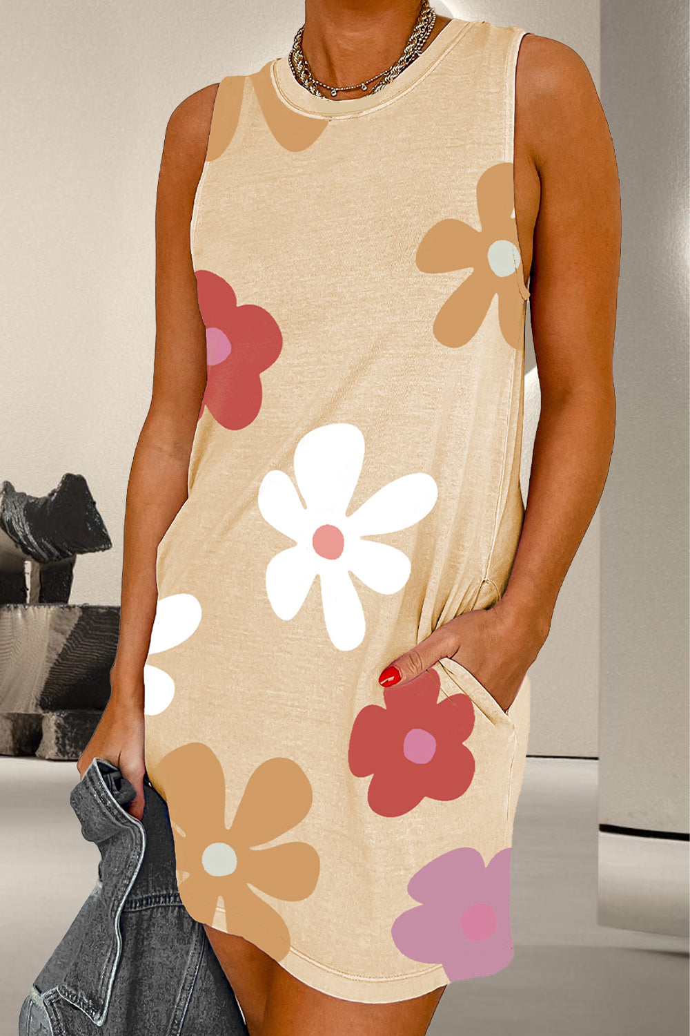 Tank-Kleid mit Rundhalsausschnitt, Taschen und Print