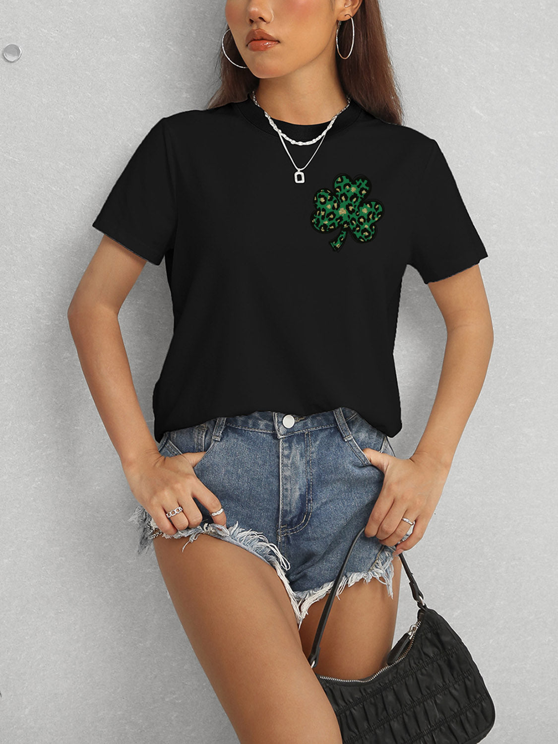 T-Shirt mit Rundhalsausschnitt und kurzen Ärmeln „Lucky Clover“