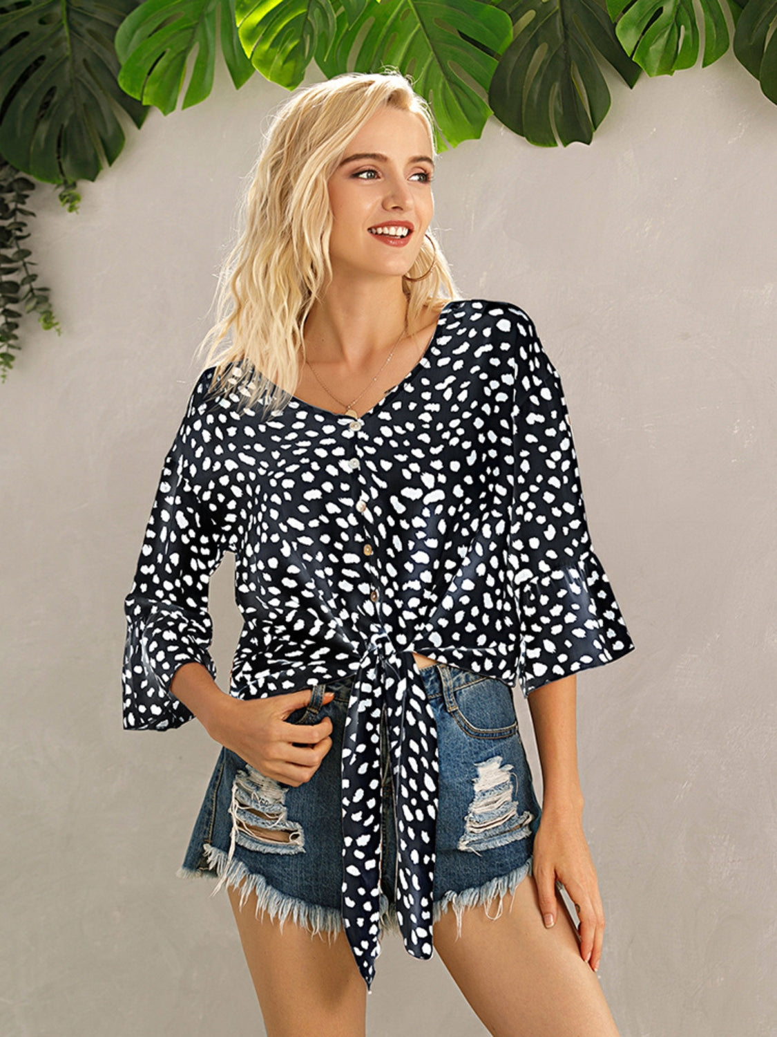 Bluse mit V-Ausschnitt und Knopfleiste, bedruckt