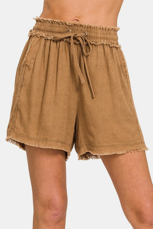 Zenana Shorts aus gewaschenem Leinen mit ausgefranstem Saum und Kordelzug