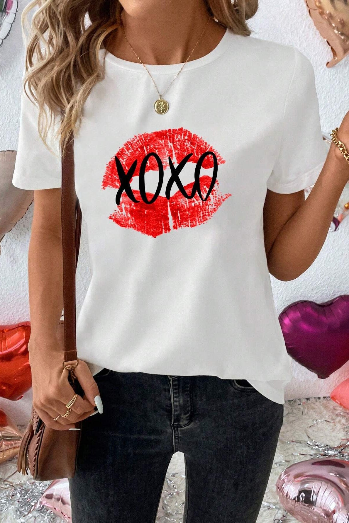 XOXO T-Shirt mit Rundhalsausschnitt und Lippengrafik