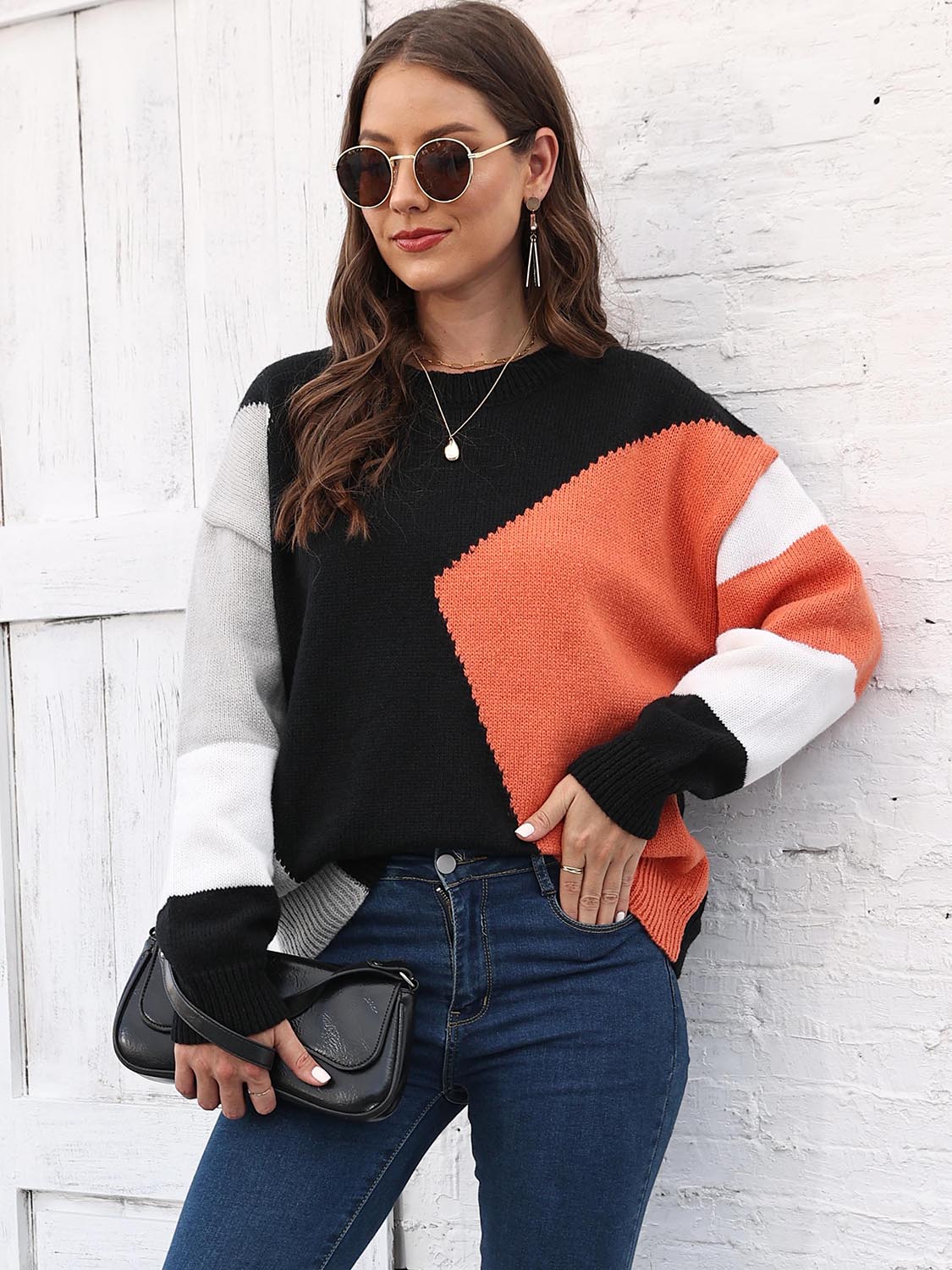 Color Block Round Neck Sweater