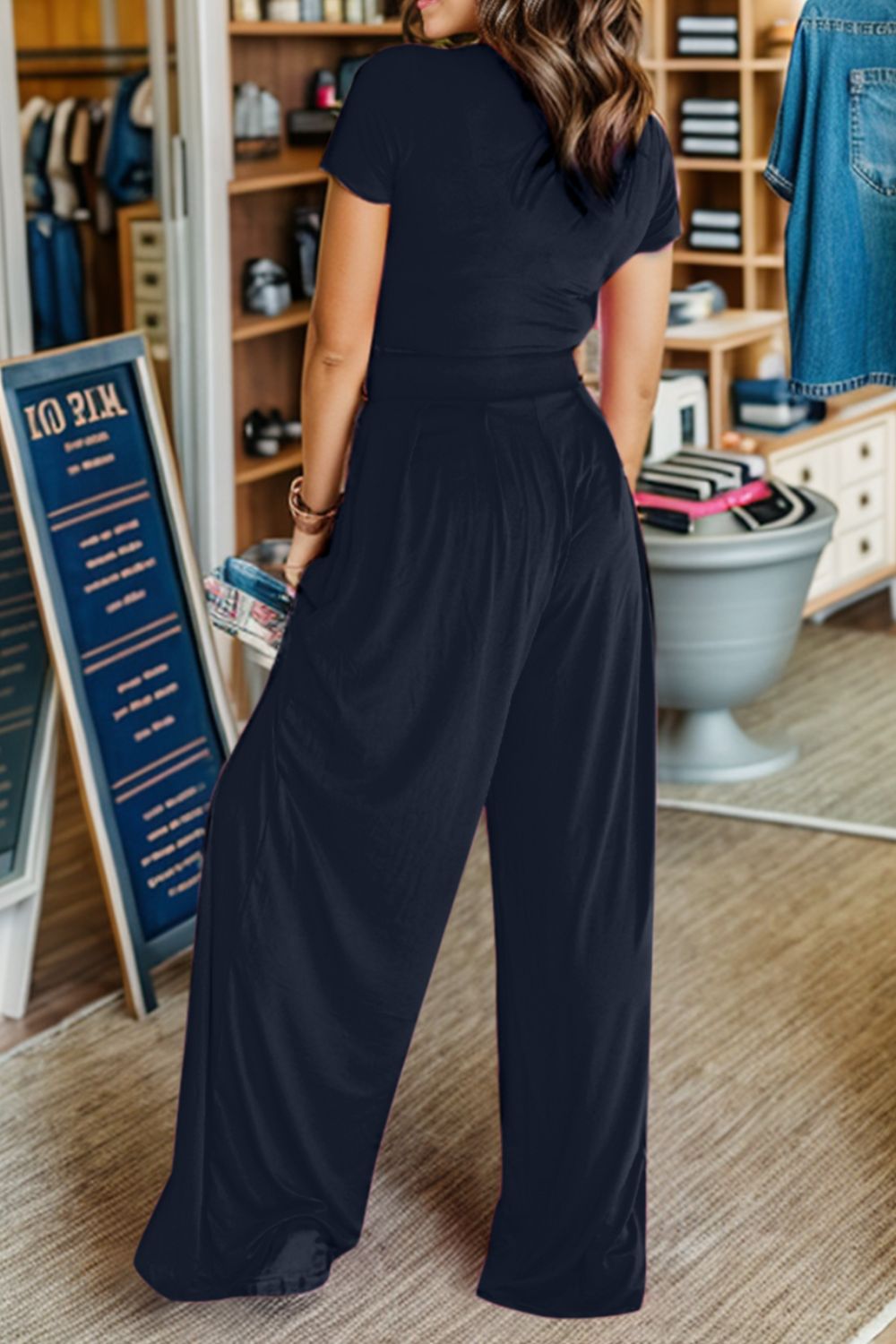 Set aus kurzärmligem Oberteil und Hose mit weitem Bein