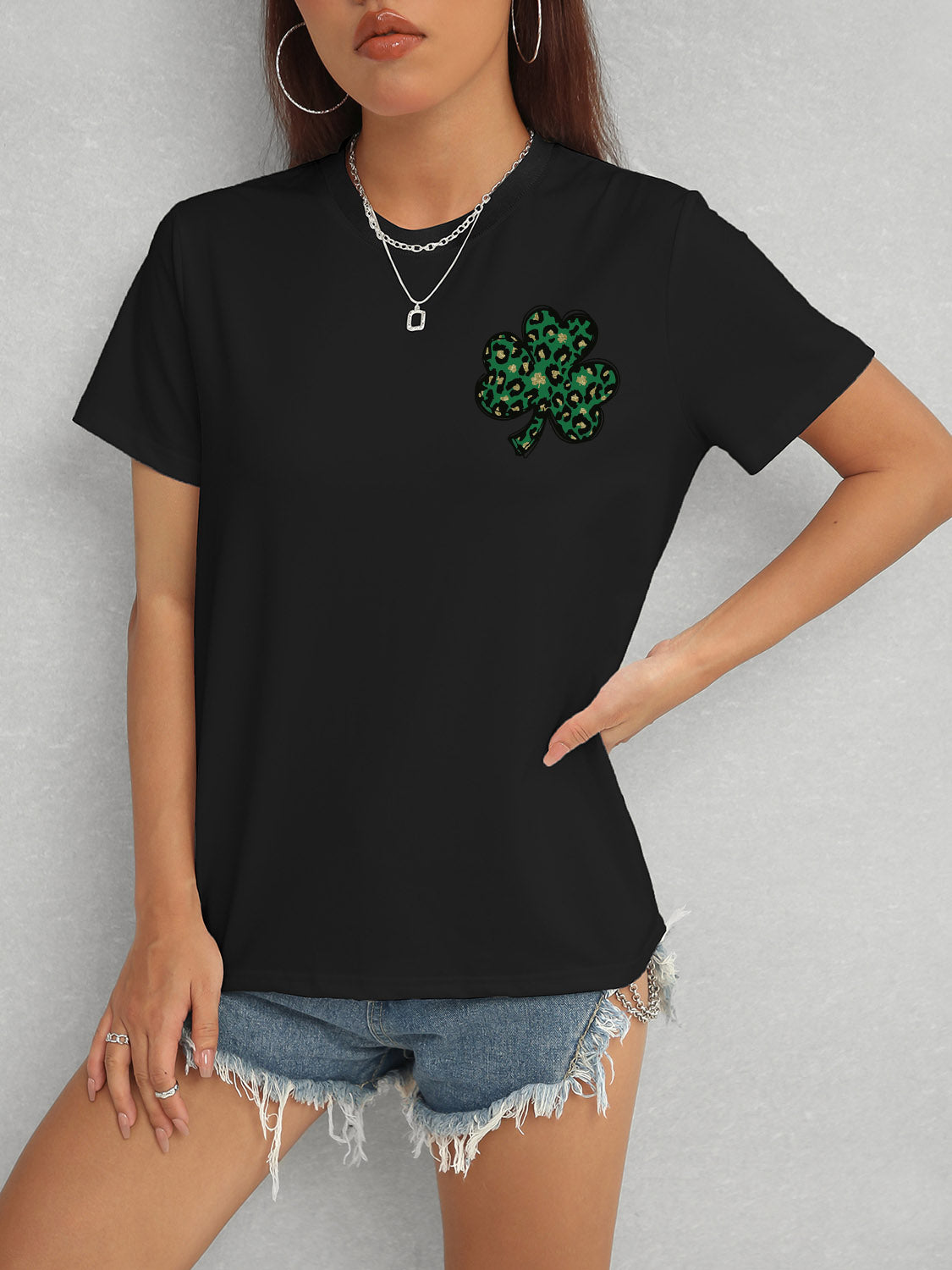 T-Shirt mit Rundhalsausschnitt und kurzen Ärmeln „Lucky Clover“