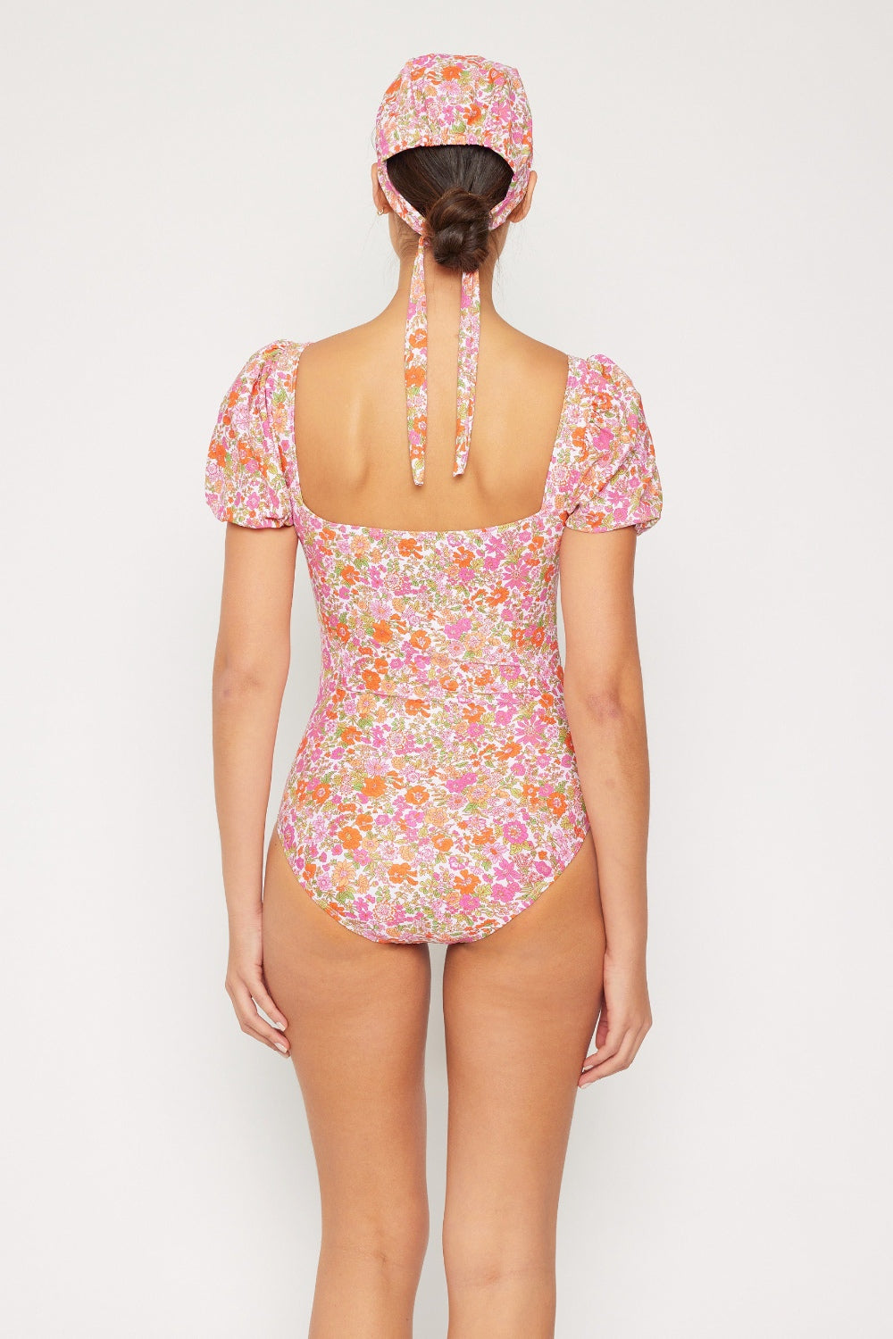 Marina West Swim – Einteiler mit Blumenmuster und Puffärmeln