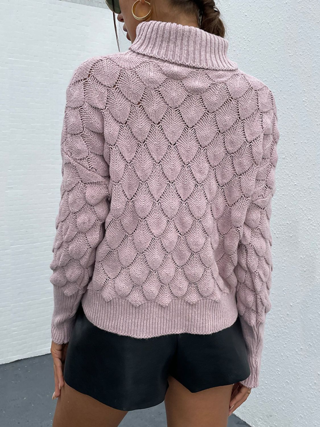 Shiny Turtle Neck Ribbed Long Sleeve Sweater