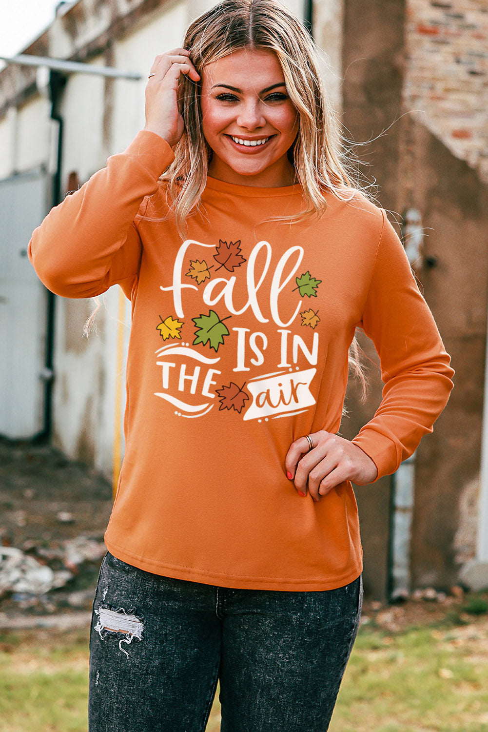 Rundhals-Langarm-Sweatshirt mit FALL IS IN THE AIR-Grafik