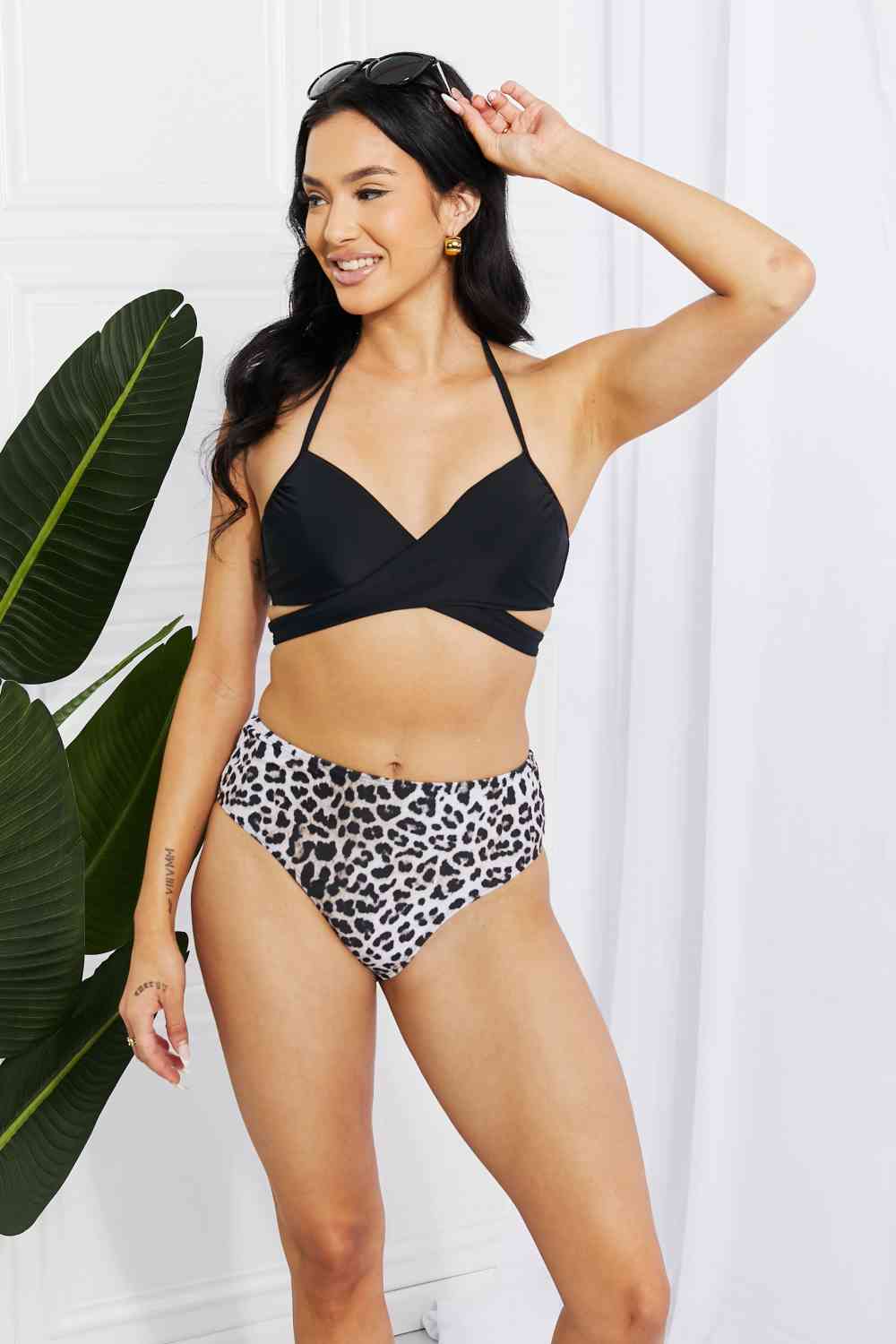 Marina West Swim – Summer Splash – Neckholder-Bikini-Set in Schwarz