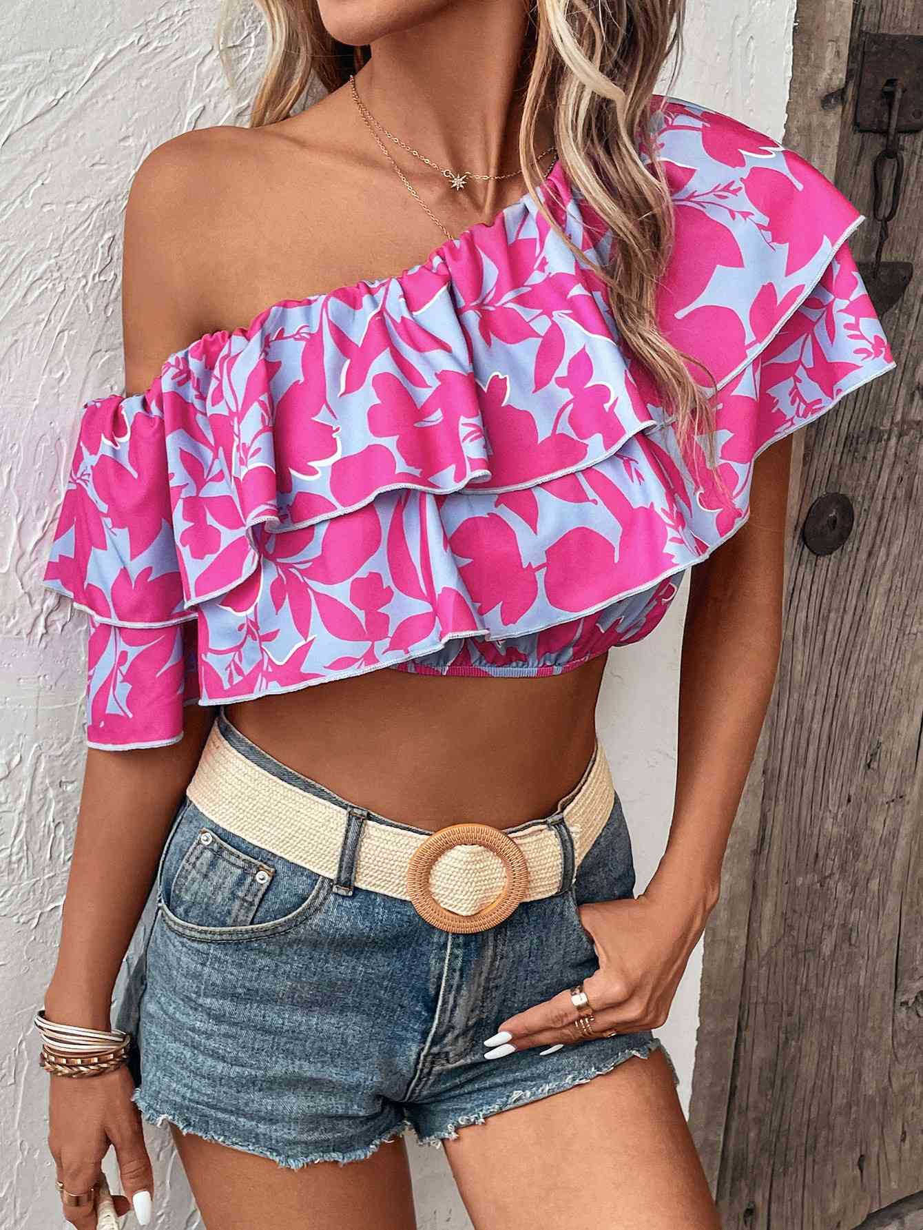 Kurze Bluse mit One-Shoulder-Träger