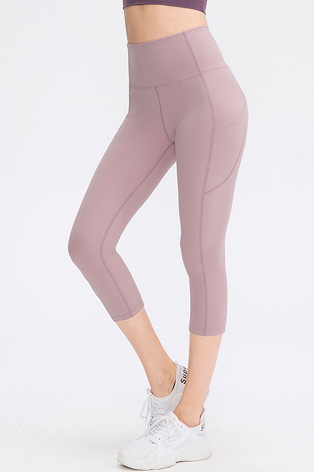 Kurze Active-Leggings mit breitem Bund und Taschen