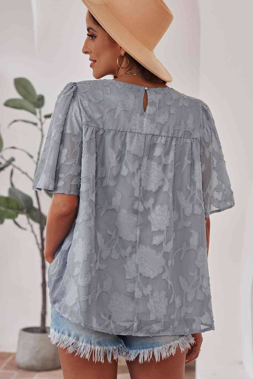 Bluse mit Rundhalsausschnitt und Puffärmeln