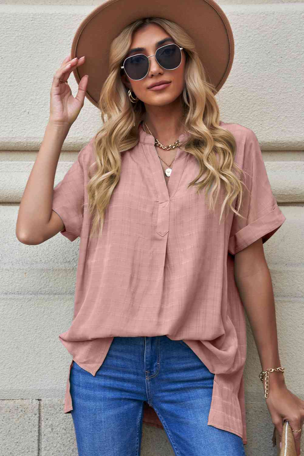 Bluse mit seitlichem Schlitz und Manschetten