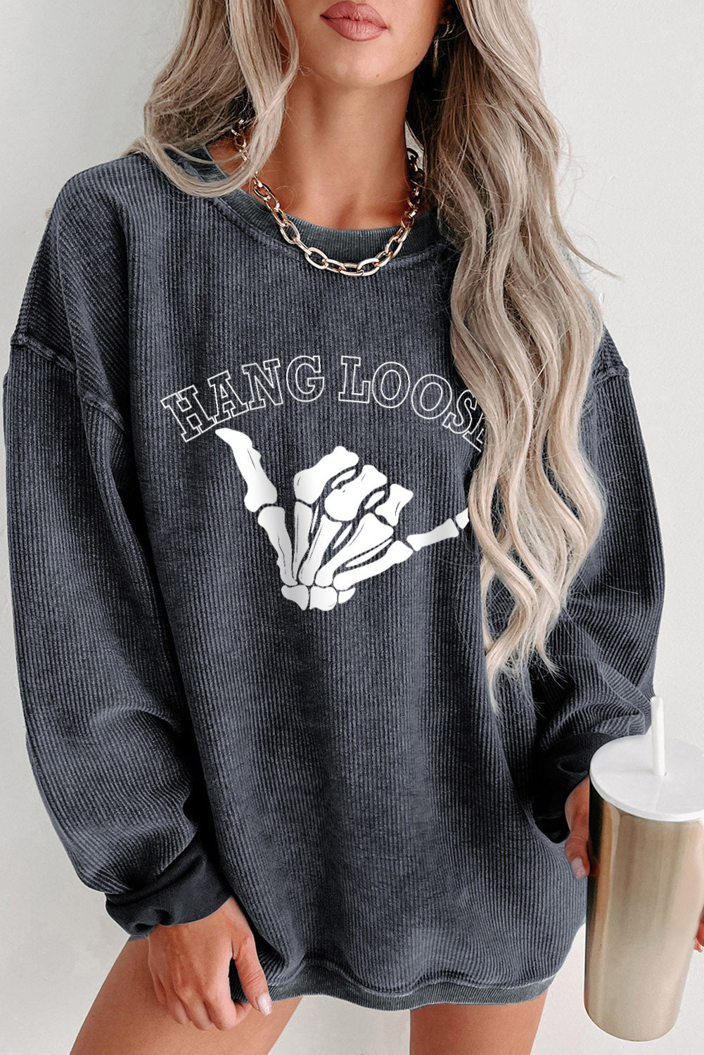 Sweatshirt mit Skeletthand-Grafik