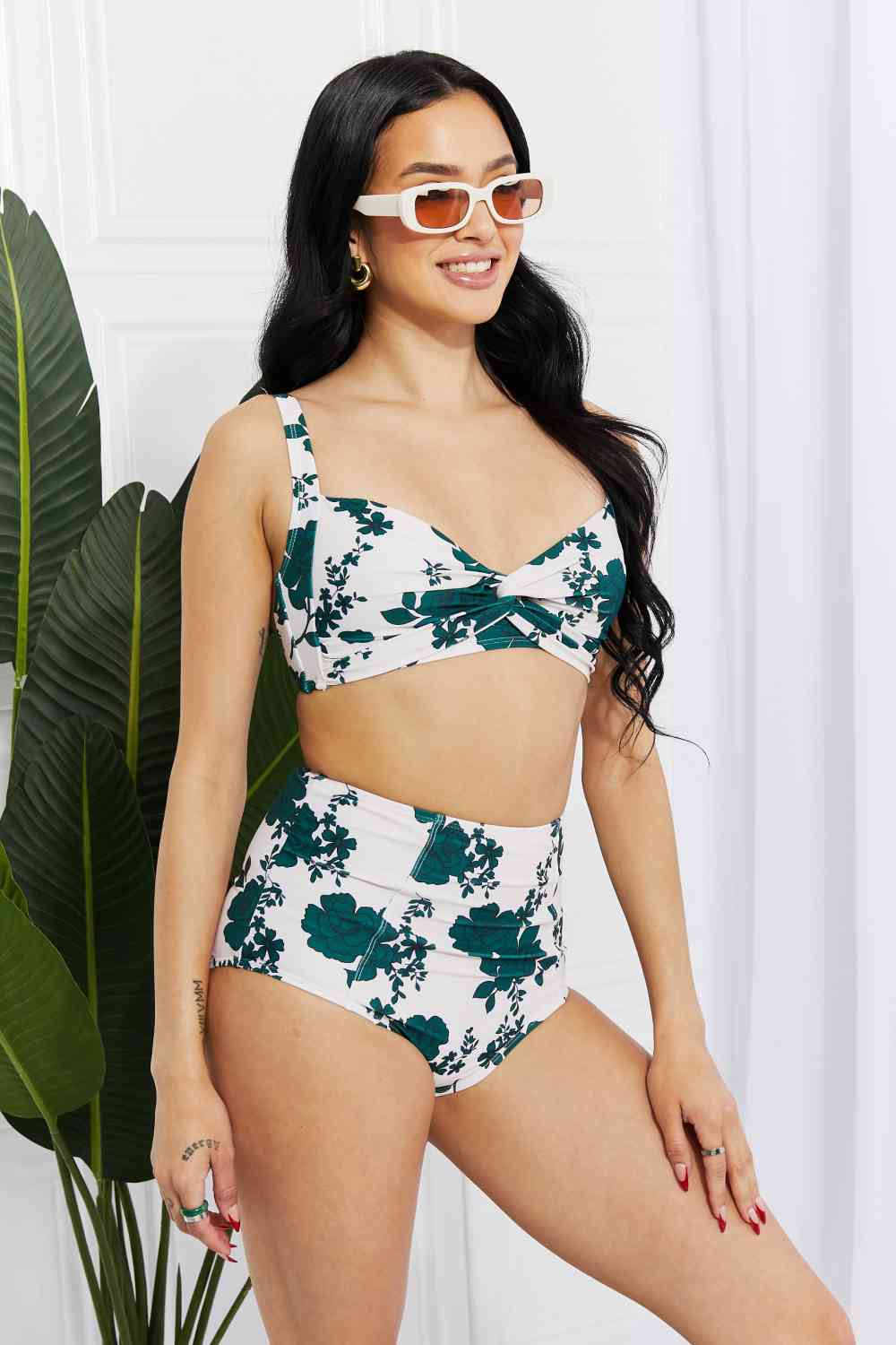 Marina West Swim – Take A Dip Twist – Hochgeschnittener Bikini in Waldgrün