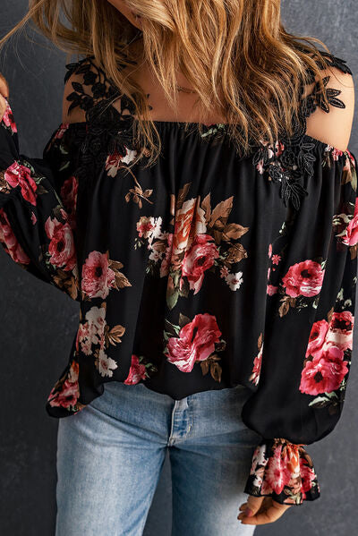 Bluse mit floraler Spitze und Volantärmeln