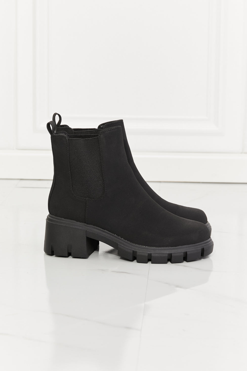 Botas Chelsea negras con suela dentada mate Work For It de MMShoes