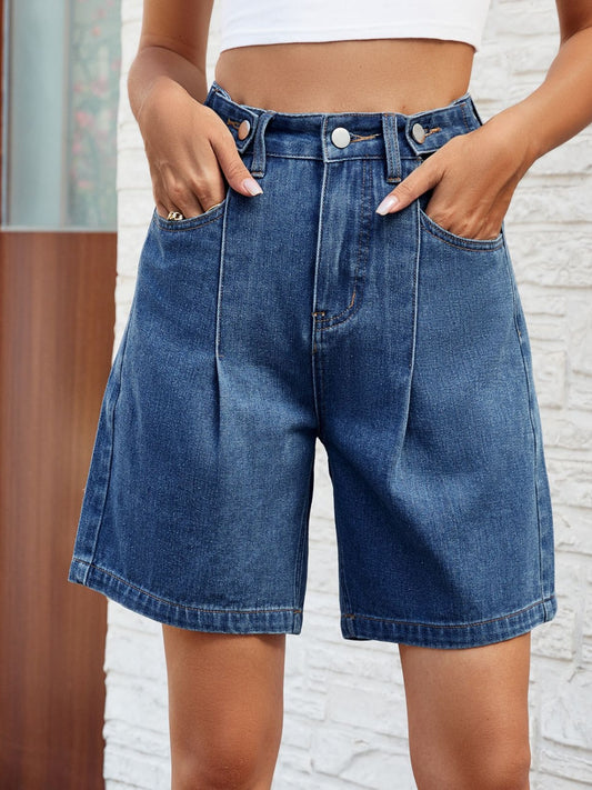 Jeansshorts mit hoher Taille und Taschen