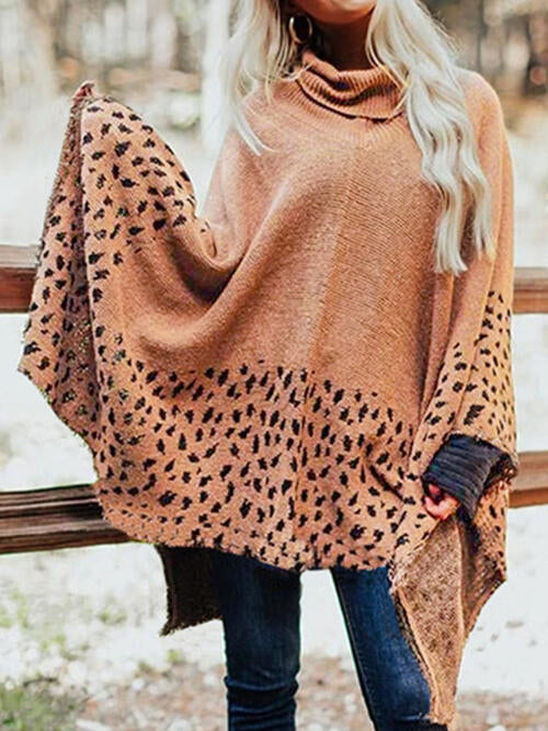 Rollkragenponcho mit Leopardenmuster