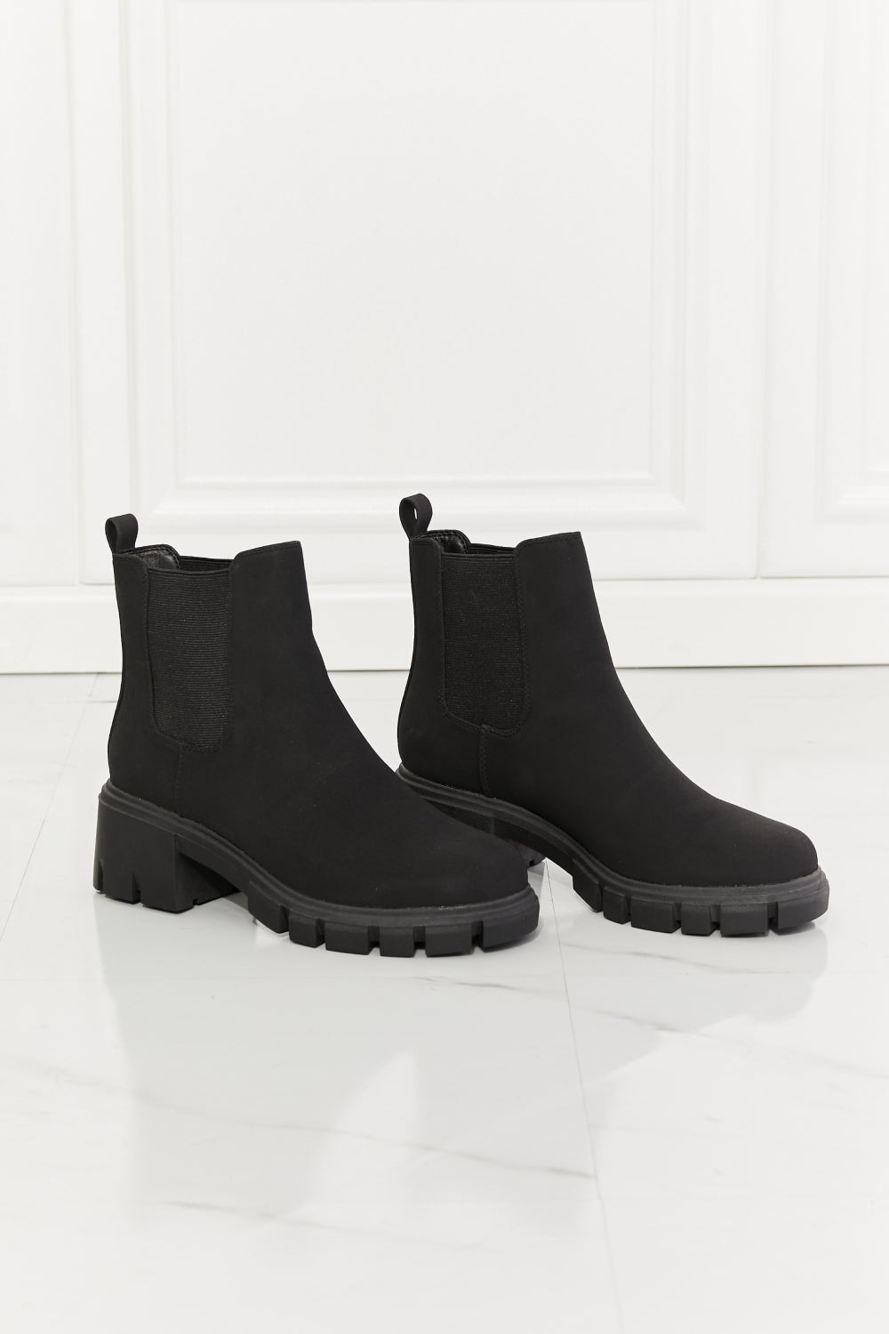 Botas Chelsea negras con suela dentada mate Work For It de MMShoes