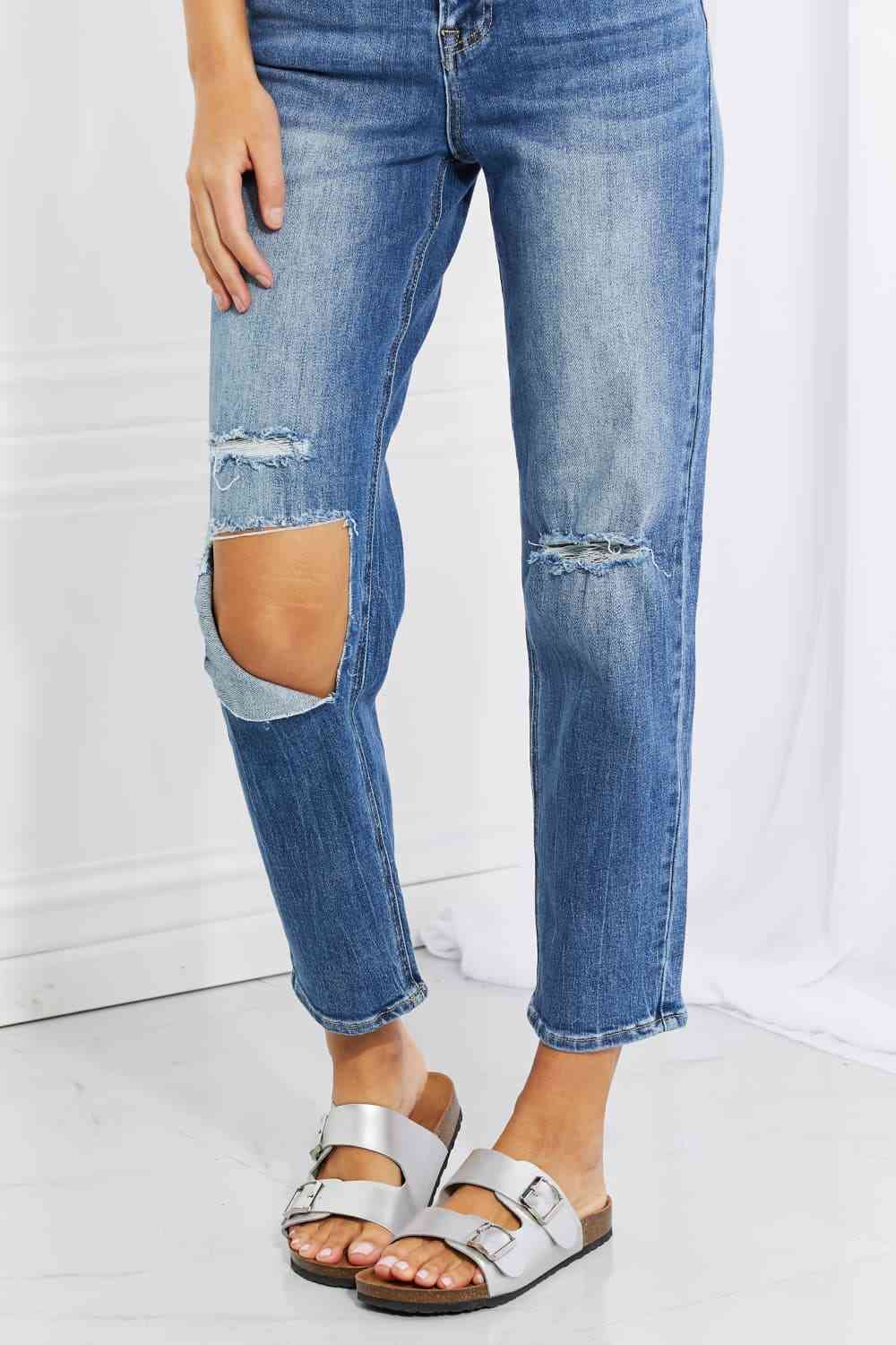 RISEN – Emily – Jeans mit hoher Taille und lässiger Passform in voller Größe