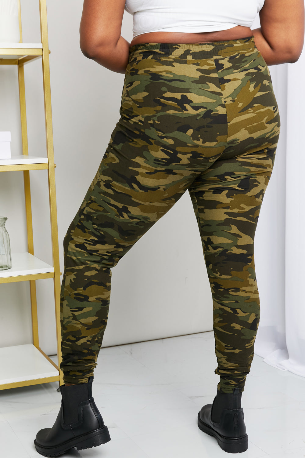 Leggings Depot Jogginghose in voller Größe mit Camouflage-Muster, Kordelzug in der Taille und Reißverschluss