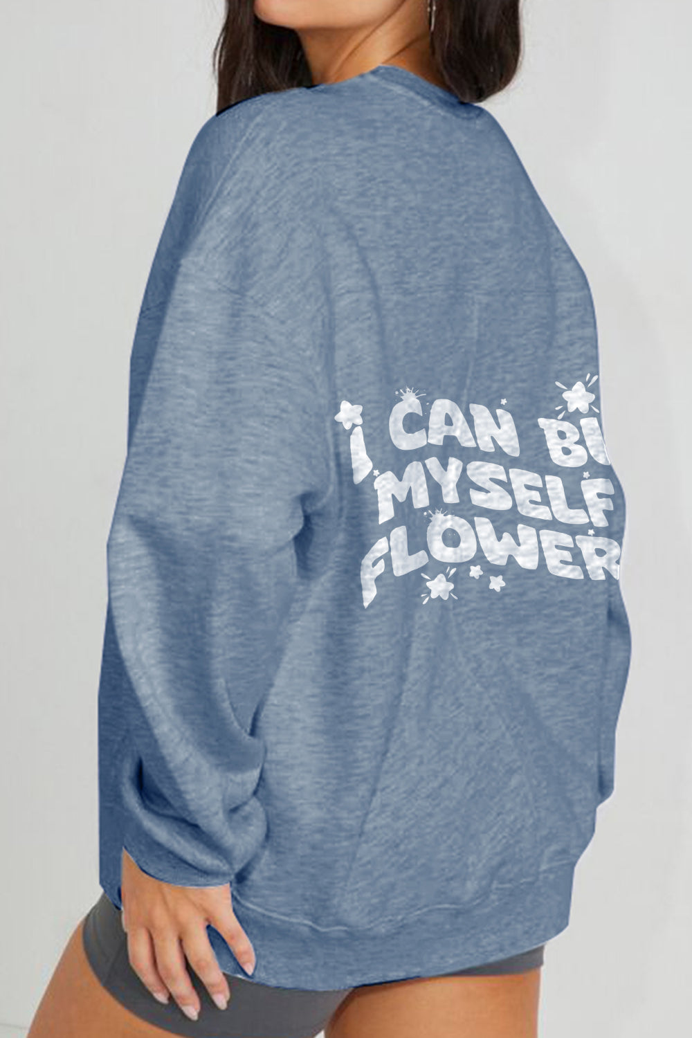 Simply Love Sweatshirt mit Aufschrift „Ich kann mich selbst Blumen kaufen“, in voller Größe