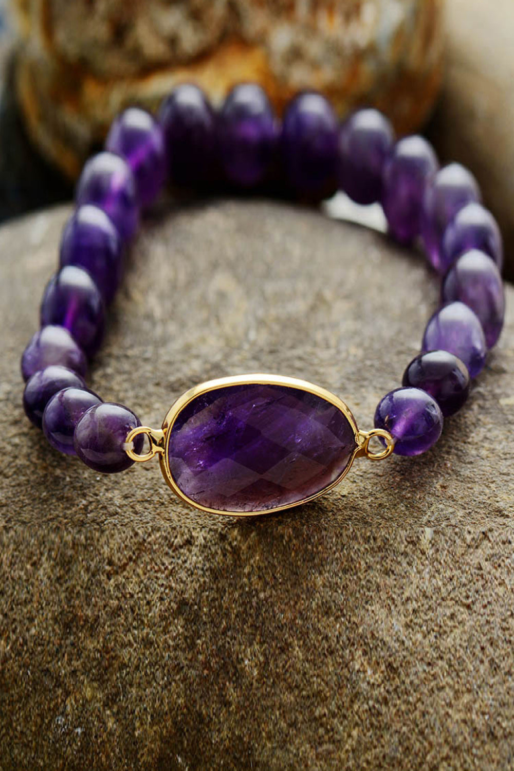 Handgefertigtes Amethyst-Perlenarmband