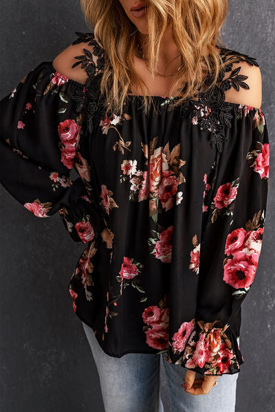 Bluse mit floraler Spitze und Volantärmeln