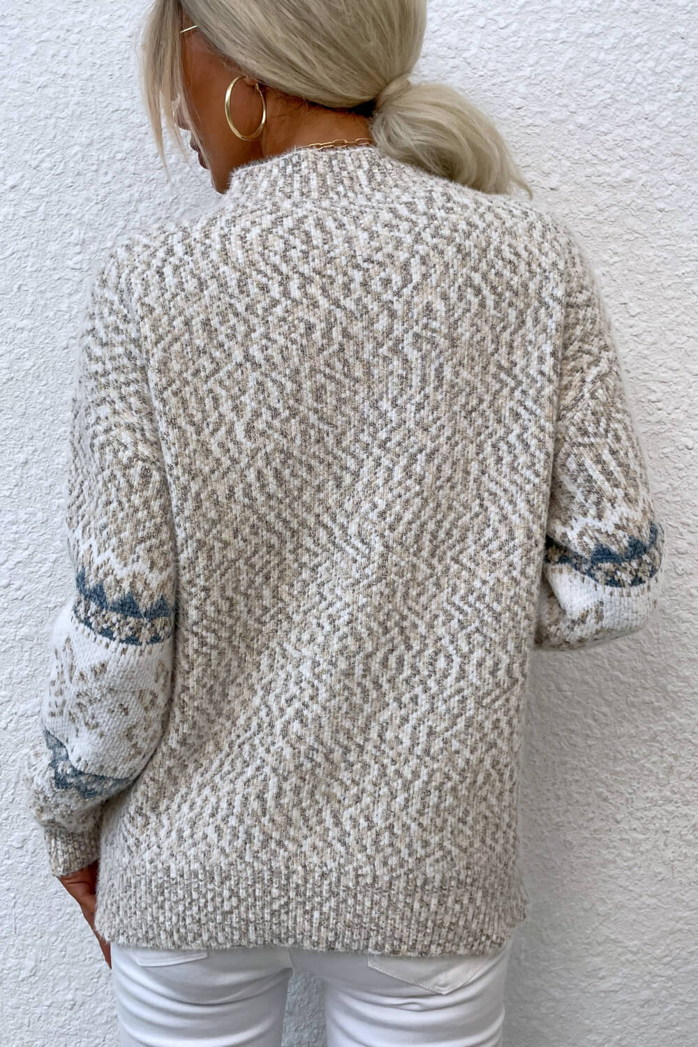 Rollkragenpullover mit Schneeflockenmuster