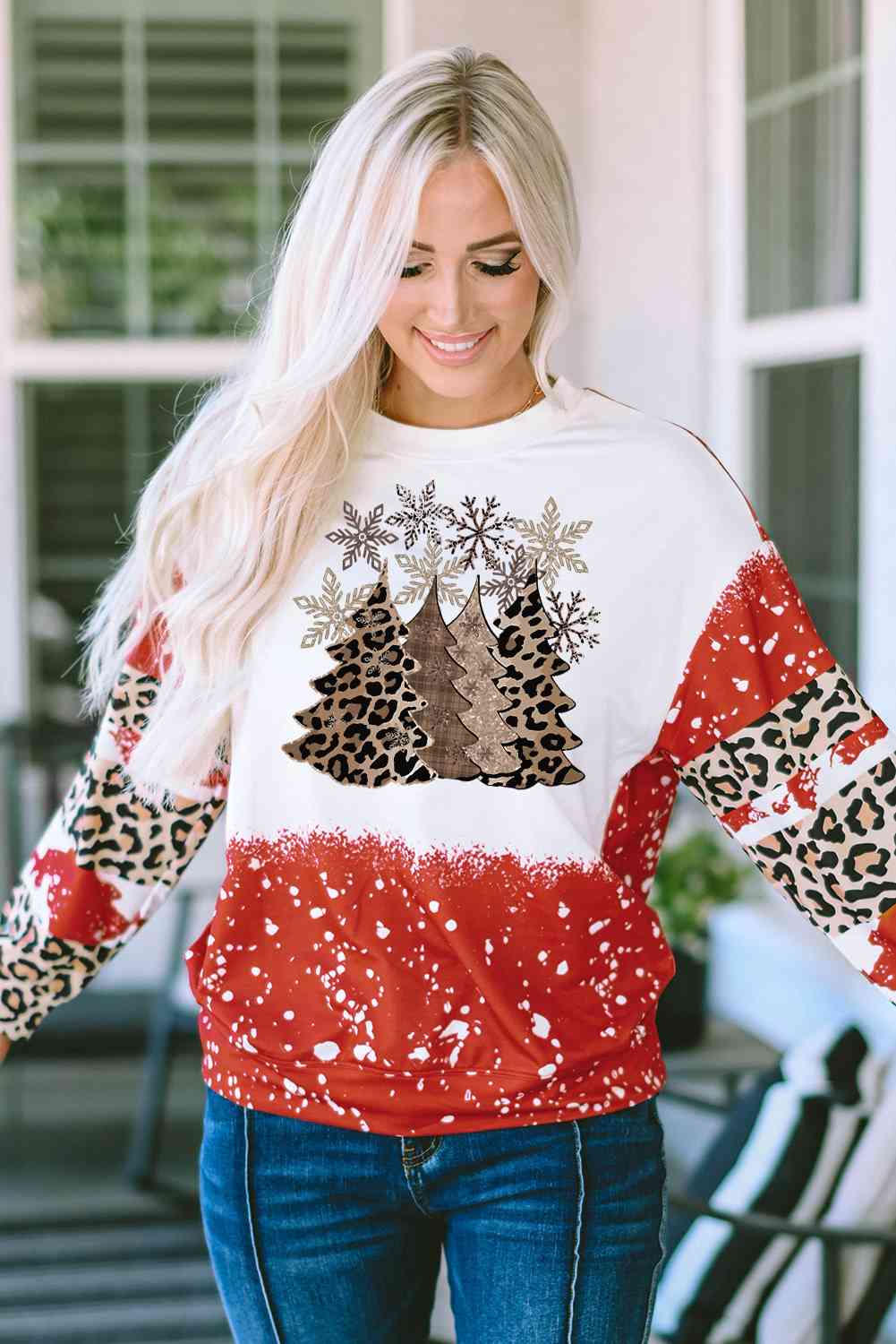 Christma Tree Graphic Leopard Round Neck Sweatshirt