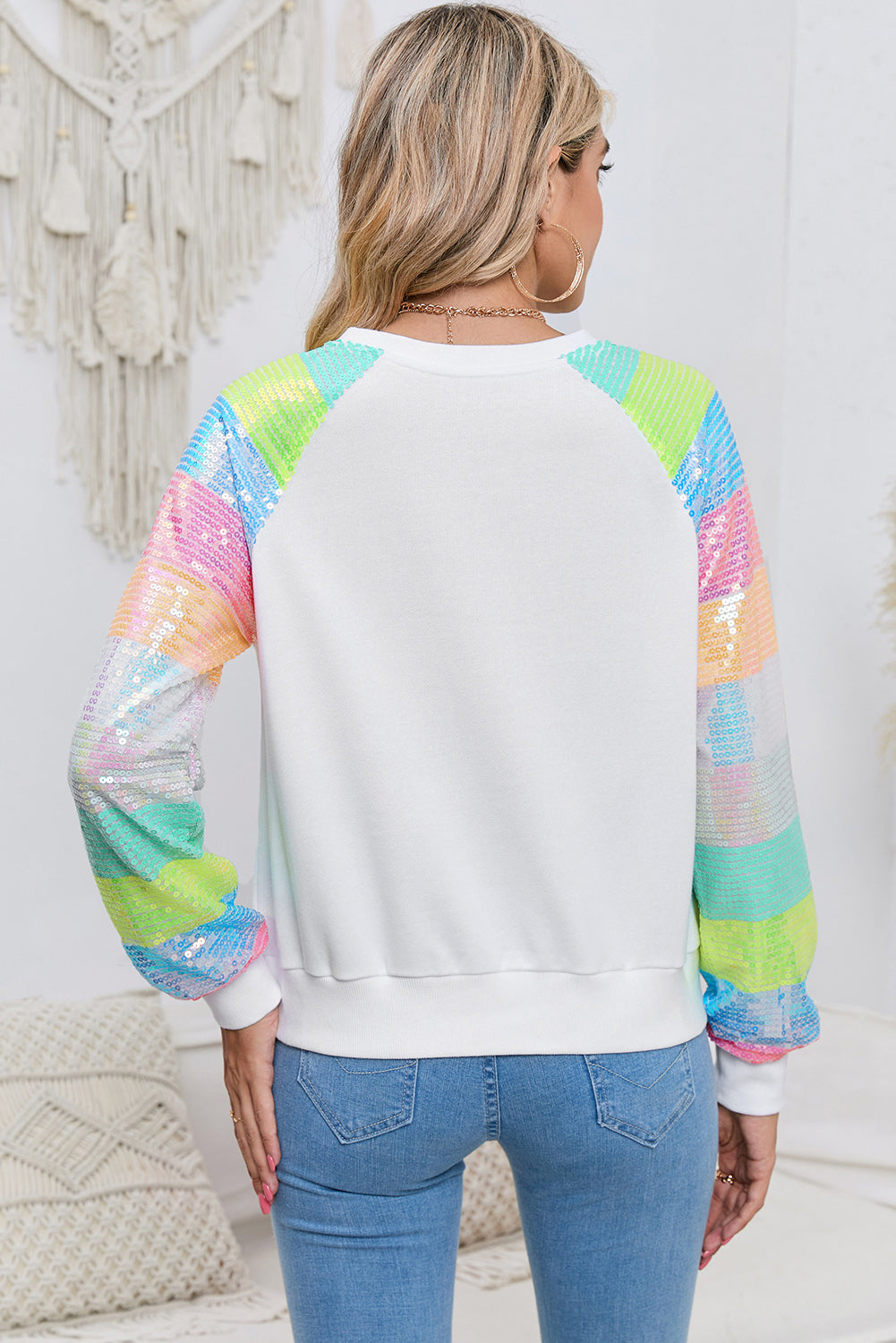 Sweatshirt mit Rundhalsausschnitt, Farbblock und Glitzerärmeln