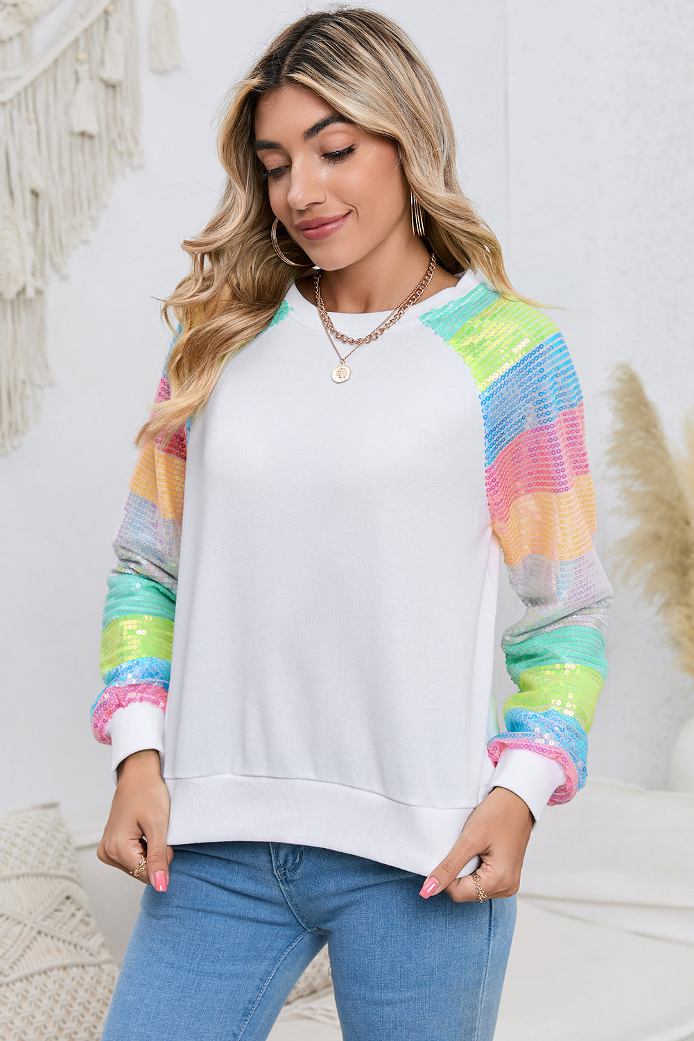 Sweatshirt mit Rundhalsausschnitt, Farbblock und Glitzerärmeln