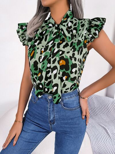 Blusa con manga japonesa y cuello anudado de leopardo