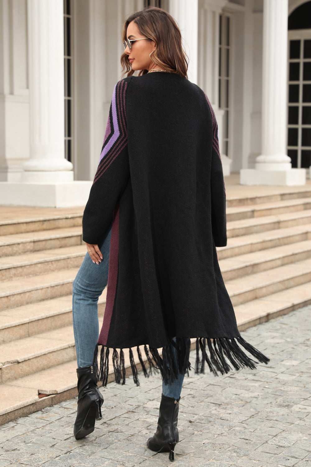 Double Take – Duster-Cardigan mit geometrischem Fransensaum und offener Vorderseite