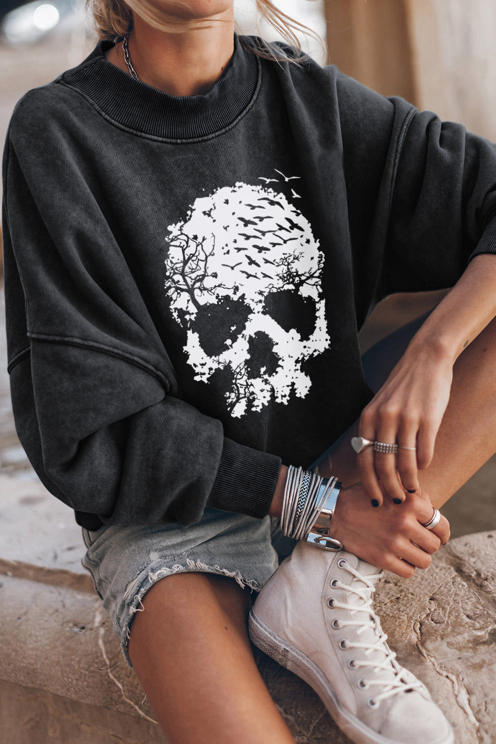 Sweatshirt mit Rundhalsausschnitt und Totenkopf-Grafik