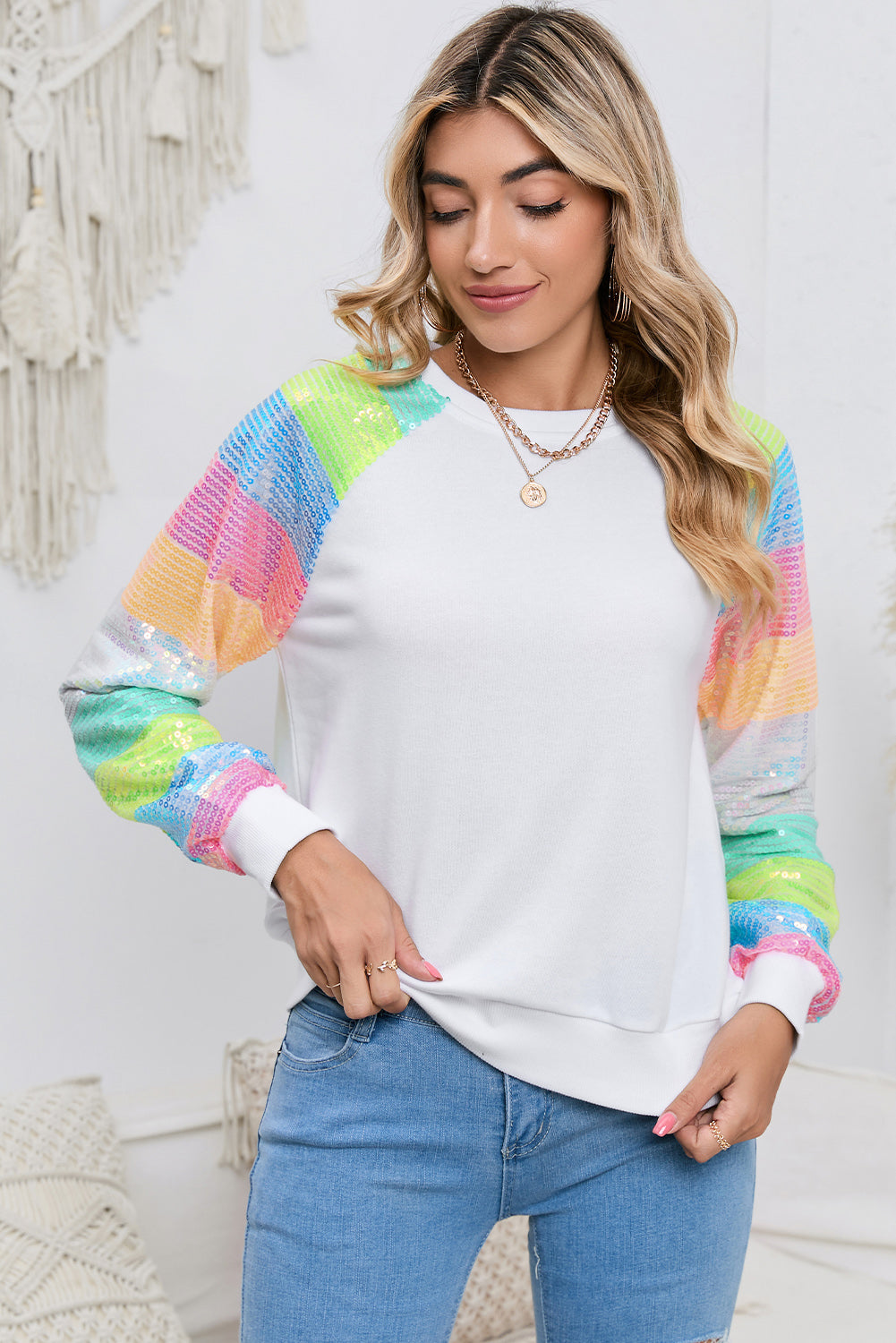 Sweatshirt mit Rundhalsausschnitt, Farbblock und Glitzerärmeln