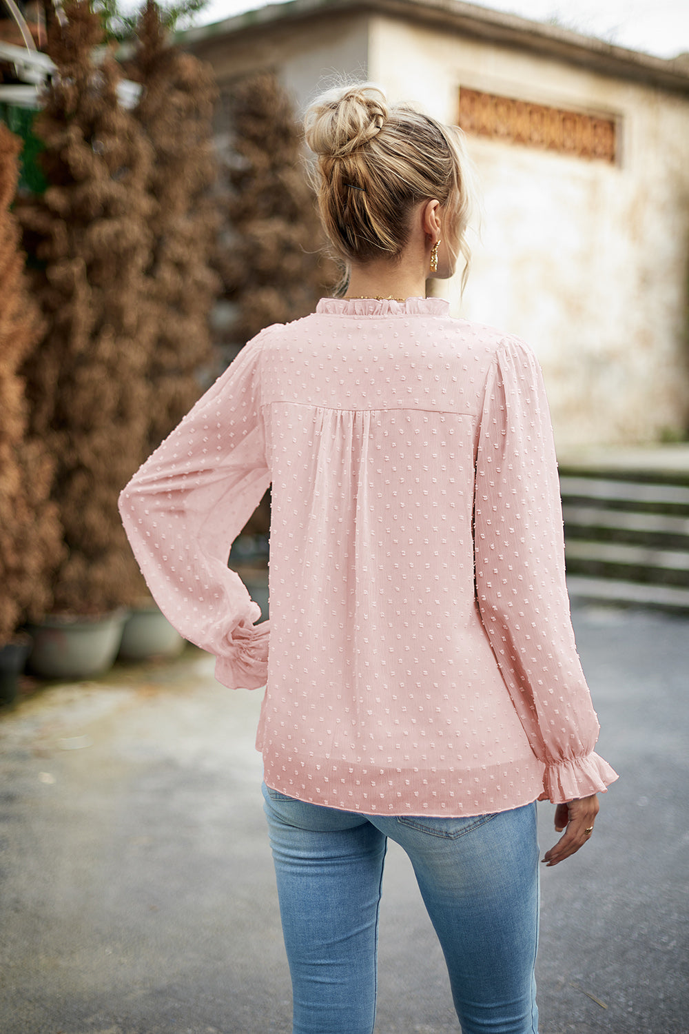 Bluse mit gesmokten Schultern und Swiss Dot-Muster